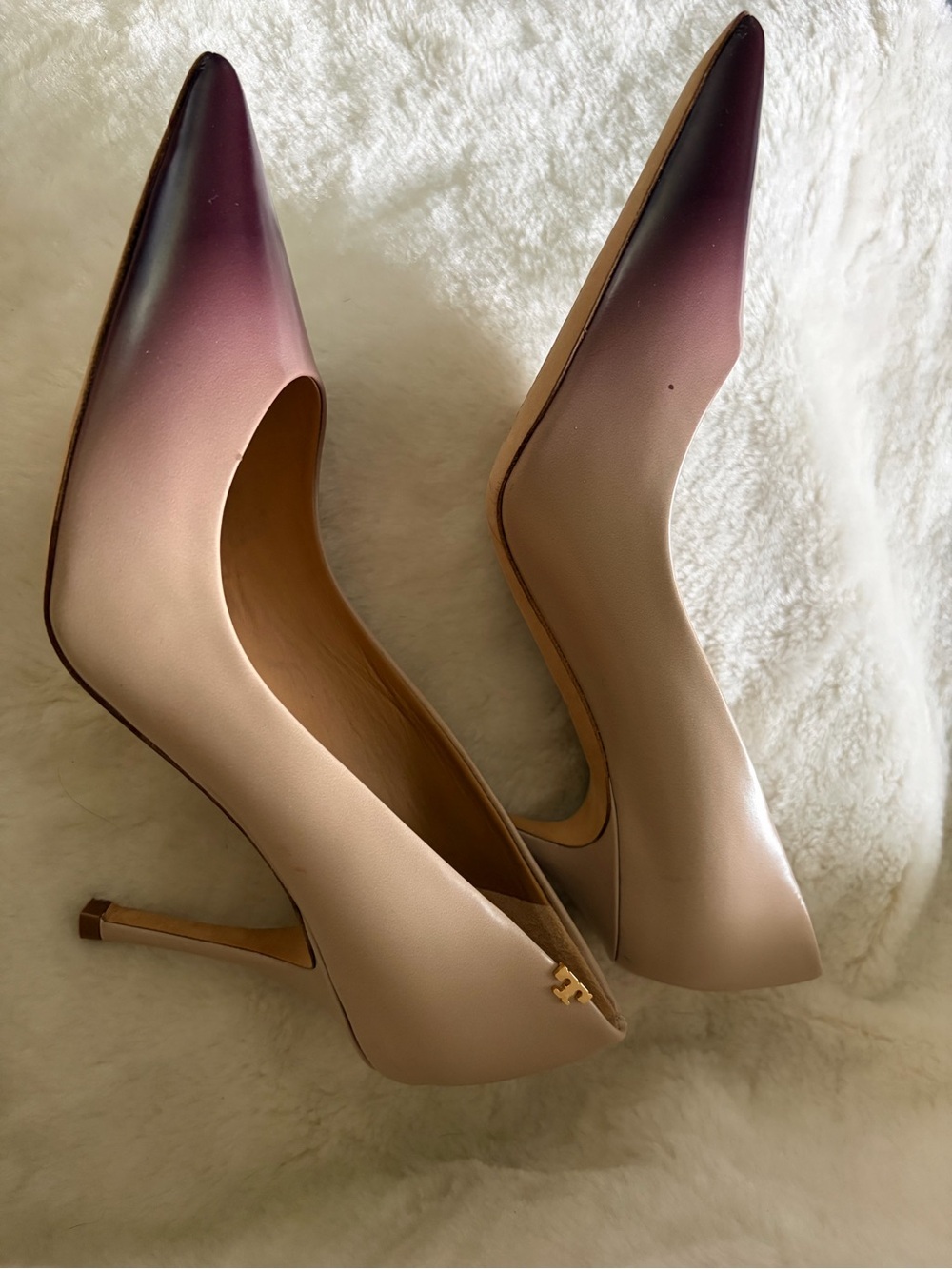 Tory Burch Blush-to-Plum Ombre Pointed Toe Pumps - Picture 5 of 6